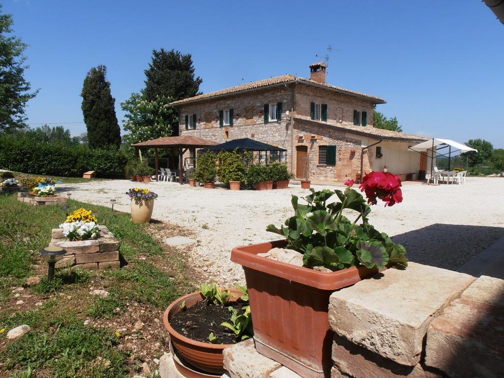 Agriturismo Rustichino Giano dell'Umbria Exterior photo